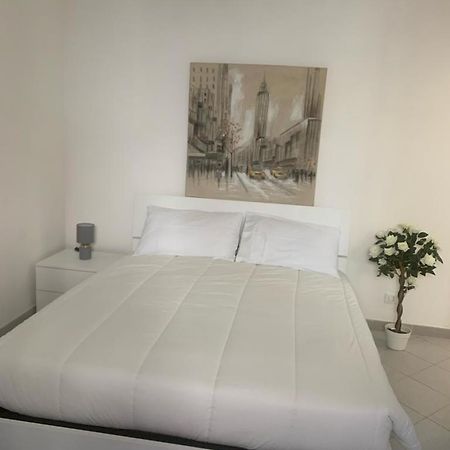 La Casa Di Gio' Hotel Fiumicino Buitenkant foto